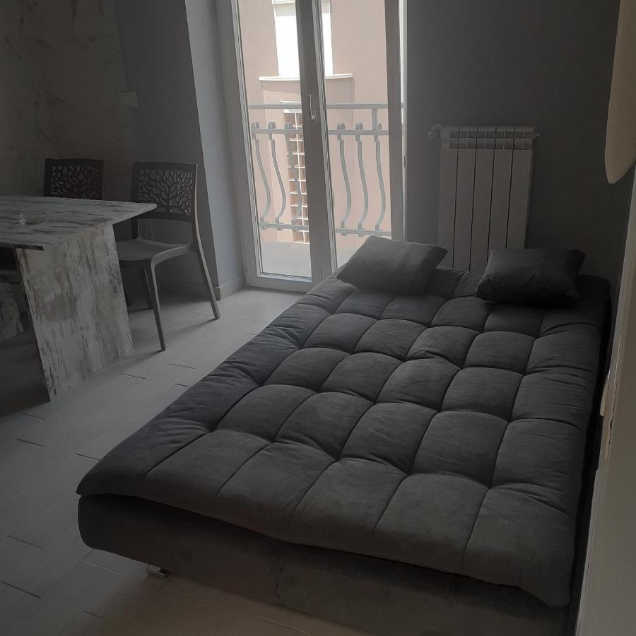 Aparthotel Palazzo Galante Margherita Di Savoia Esterno foto